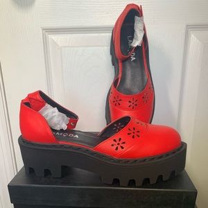 La Moda Red Sandals